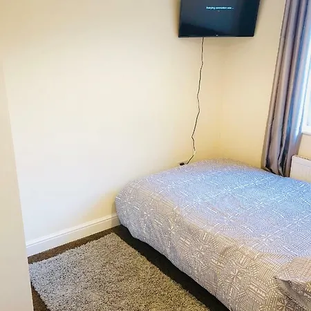 Apartment 619 Muller Road *